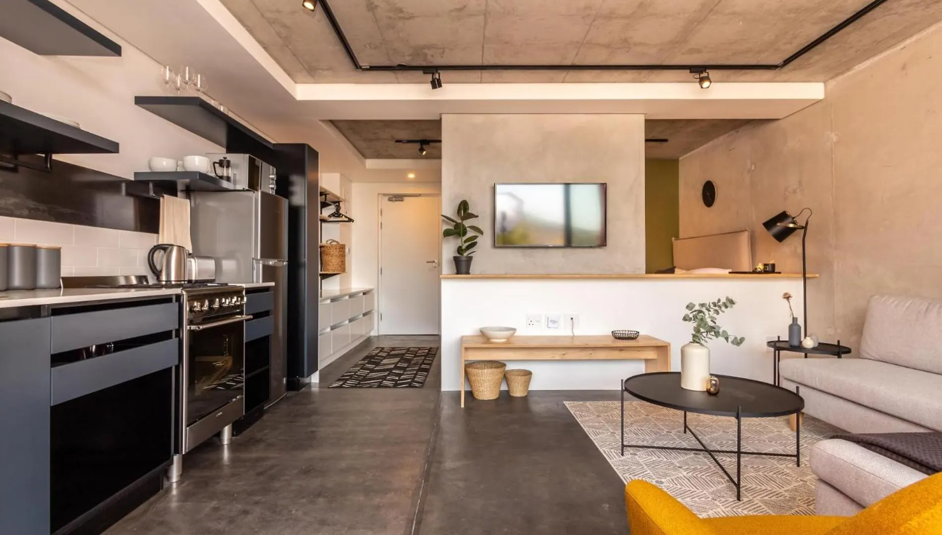 Rooftop Pool, Mountain Views, Wi-Fi, Parking Cape Town South Africa